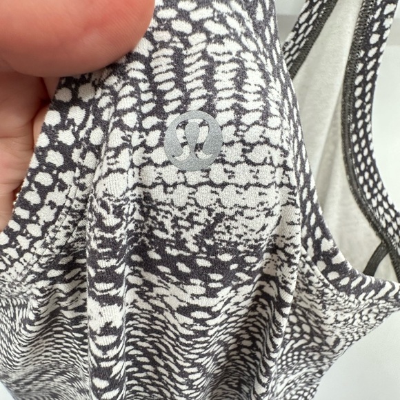 LULULEMON Grey Cool racer back woman activewear casual stretch quality tank S - Picture 6 of 9